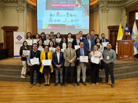 PUCV obtiene máxima certificación en producción limpia